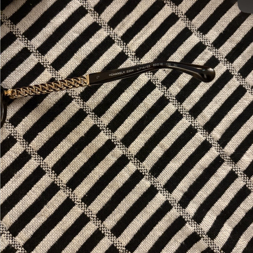 Oversized CHANEL Prescription Tortoise and Gold Sunglasses (NO LENSES) - Picture 5 of 11